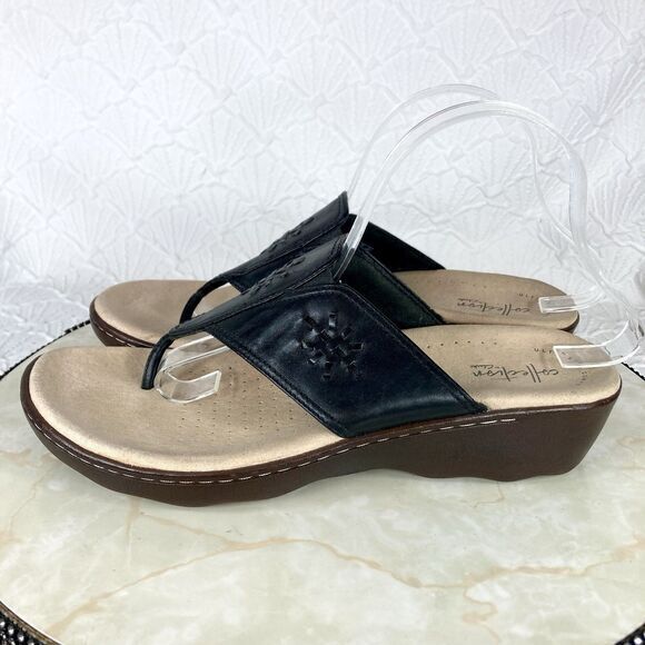 Clarks Sandals Womens 10 Black Leather Phebe Mist Thong Comfort Wedge Slip On - Picture 6 of 15